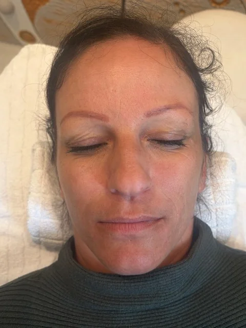Augenbrauen vor dem Permanent Make-up, Berlin Wilmersdorf
